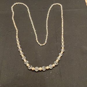 Pearl/Crystal Neklace